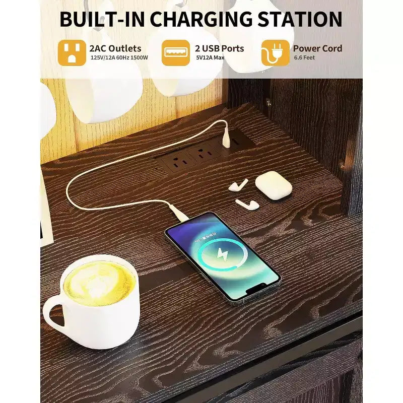 Mobile bar da 55 pollici con ante scorrevoli alla maniera di un fienile, illuminazione decorativa e hub multifunzione, portabicchieri da vino per la sala da pranzo
