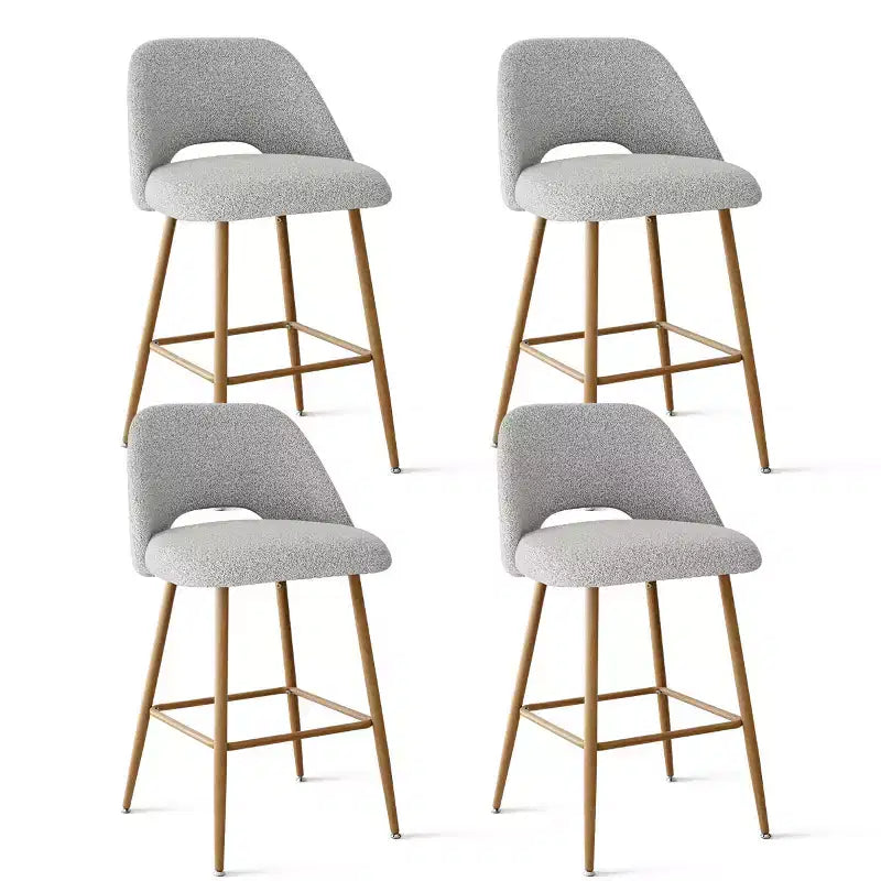 Set di 4 Sgabelli da Bar con Schienale in Boucle, Altezza Bancone, 27 Sedie da Bar per Colazione in Stile Moderno di Metà Secolo con Gambe in Metallo Effetto Legno