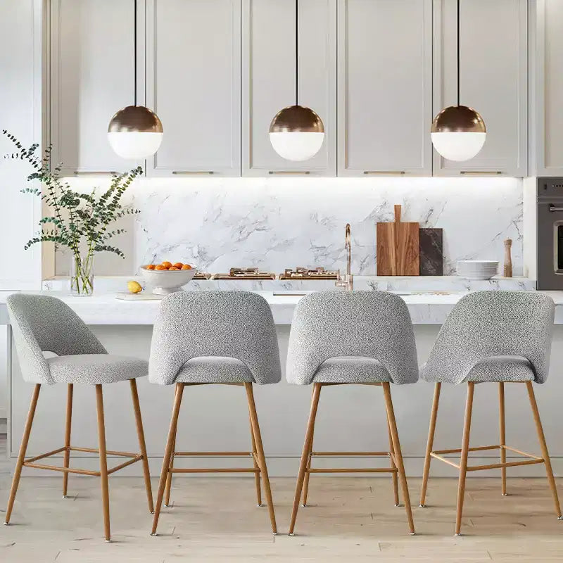 Set di 4 Sgabelli da Bar con Schienale in Boucle, Altezza Bancone, 27 Sedie da Bar per Colazione in Stile Moderno di Metà Secolo con Gambe in Metallo Effetto Legno
